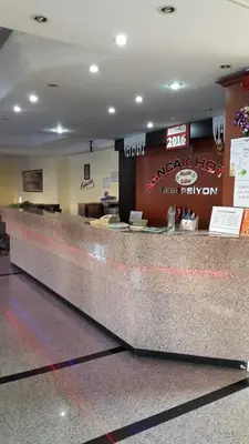 a counter in a fast food restaurant at SANCAK HOTEL in Buyukcekmece