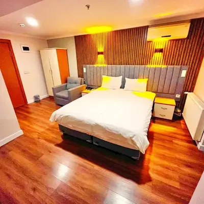 Naila Hotel