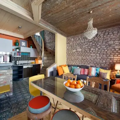 Enjoy Golden Horn views from Tangerine house