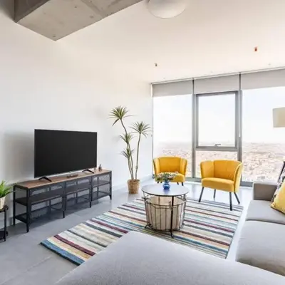 Gorgeous Bright Cool 1BD Residence Views! #359