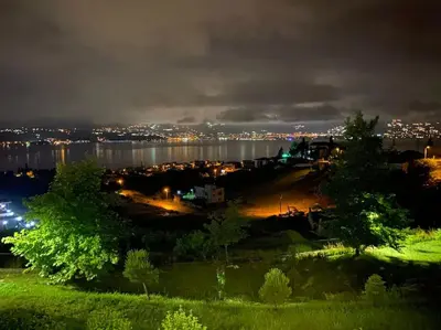 Gallery image of Retro Modern Villa Rose -Unique Sapanca Lake View in Serdivan
