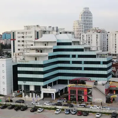 Sarissa Hotel