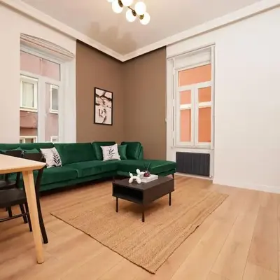 Charming 2BR AC in Center - Santur D1