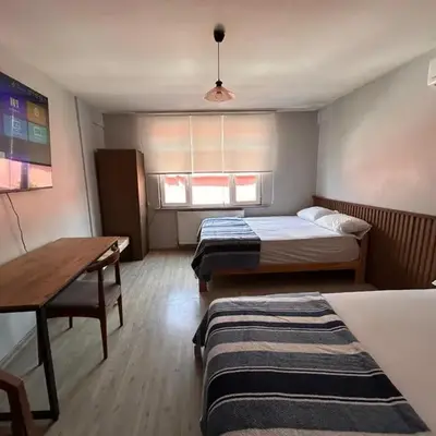 i1 House Hotel