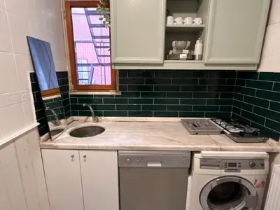 Gallery image of Central 3 Story 5 Bedroom Home with Terrace by Tram in Istanbul