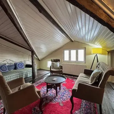 Roza's Istanbul Homestay