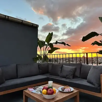Stunning Seaview 2BR near Metro - YM4