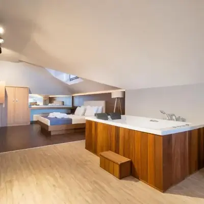 216 Bosphorus Suite