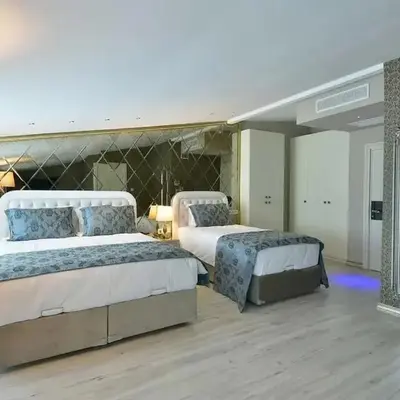 Perada Suite & Room