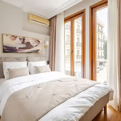 Raya Cihangir Suites