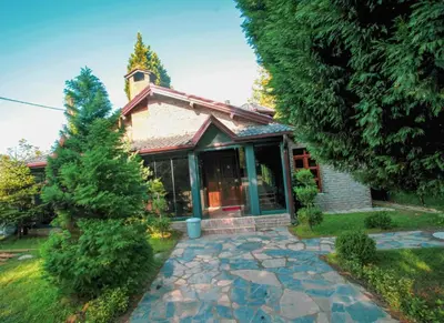 a house with a stone walkway in front of it at Sakarya Sapanca da Özel Havuzlu , Ailelere Özel Villalar in Sapanca