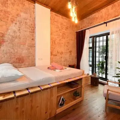Wooden Style AC Galata
