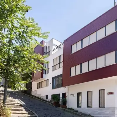 Cool Charming Central 1BD1Bath Modern Home! #398