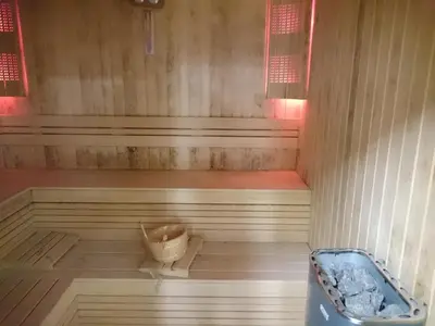 a empty room with a bowl in the corner of a room at Empire Hotel İstanbul in Istanbul