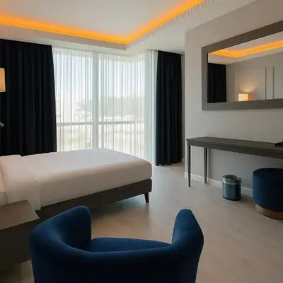 Loft Airport Hotel