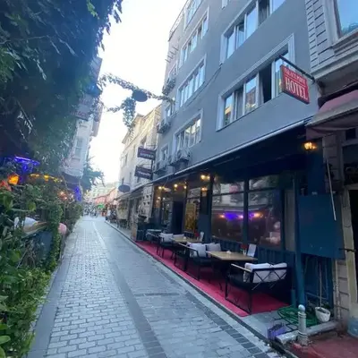 Elite Plus Family Hotel Old City