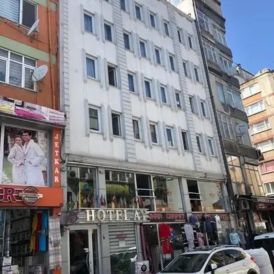 Hotel Ay