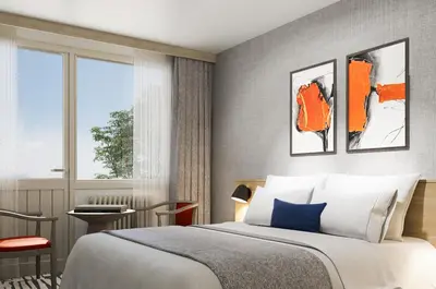 a hotel room with a bed and a window at Erzurumlu Hotel in Kilyos
