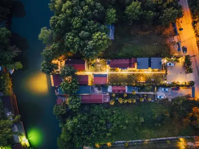 an overhead view of a house in the forest at antik river house in Sile