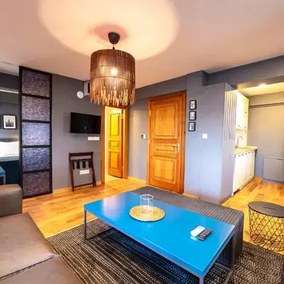 Bguest Pera Suites