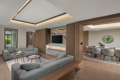 a living room with a couch and a table at NG Enjoy in Sapanca
