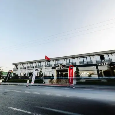MQ Hotel Suites & SPA